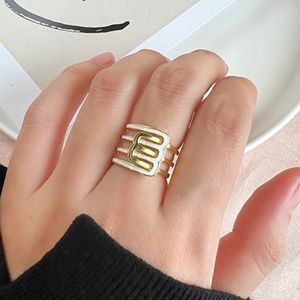 18K Gold Plated Statement Ring. Main Material: Sterling Silver